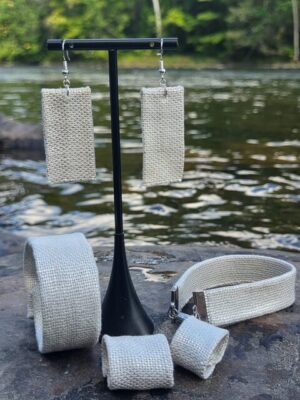 Jewelry & Accessories